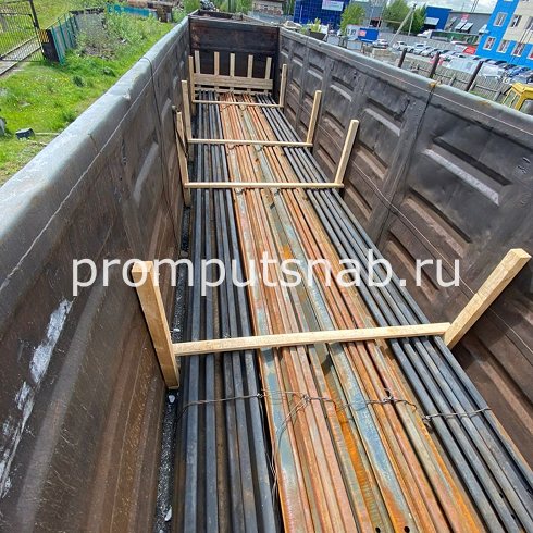 Доставили 324 тонны рельсов для зернового терминала: разработали схему погрузки и уложились в 30 дней
