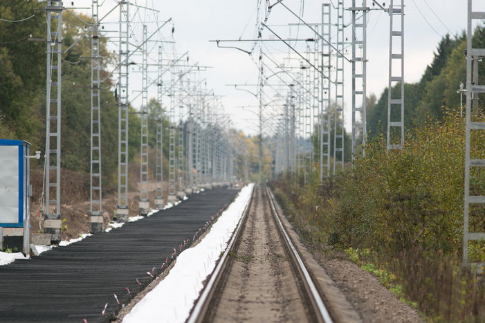 railway-track-preparation-for-modernization-const.jpg